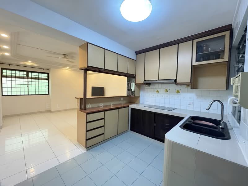 347 Tampines Street 33, 347 Tampines Street 33, 3 Bedrooms, 1,141 sqft, HDB Flat For Sale, by Elizabeth Chua, 500218765 - Kitchen - PropertyGuru.com.sg