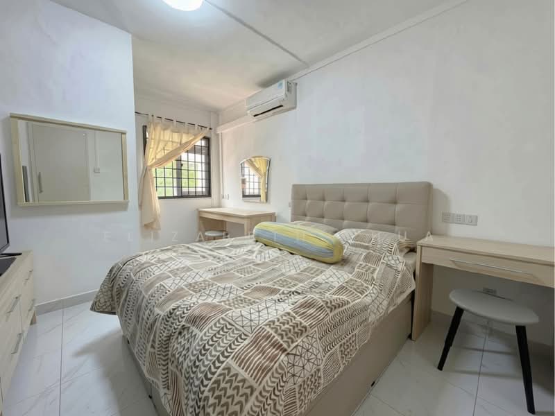 347 Tampines Street 33, 347 Tampines Street 33, 3 Bedrooms, 1,141 sqft, HDB Flat For Sale, by Elizabeth Chua, 500218765 - Bedroom - PropertyGuru.com.sg