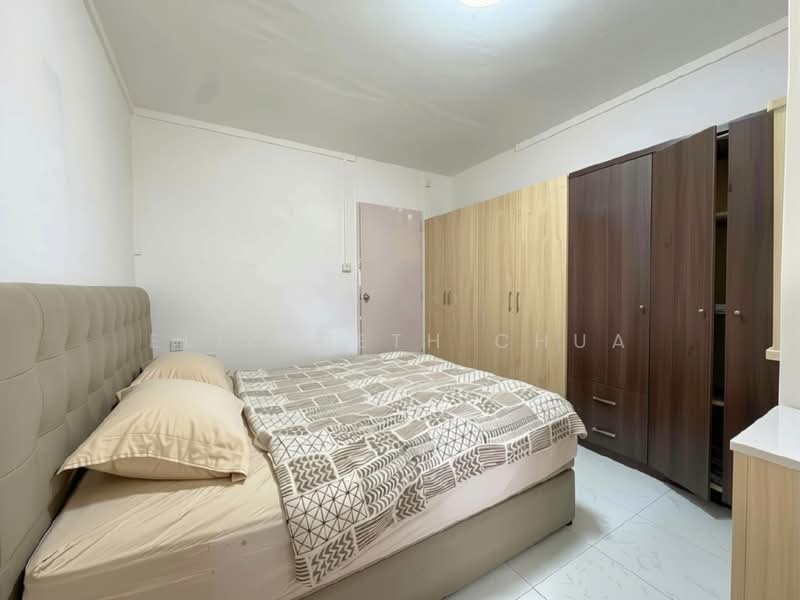 347 Tampines Street 33, 347 Tampines Street 33, 3 Bedrooms, 1,141 sqft, HDB Flat For Sale, by Elizabeth Chua, 500218765 - Bedroom - PropertyGuru.com.sg