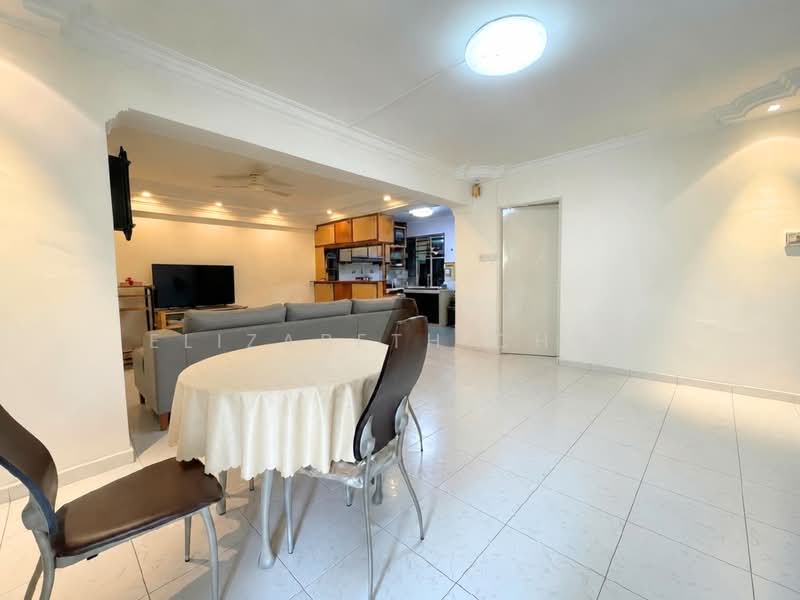 347 Tampines Street 33, 347 Tampines Street 33, 3 Bedrooms, 1,141 sqft, HDB Flat For Sale, by Elizabeth Chua, 500218765 - Living Room - PropertyGuru.com.sg