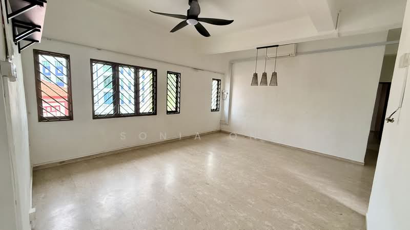 56 Eng Hoon Street, 56 Eng Hoon Street, 2 Bedrooms, 829 sqft, Walk-up Apartment For Rent, by Sonia Ong, 500218771 - Living Room - PropertyGuru.com.sg