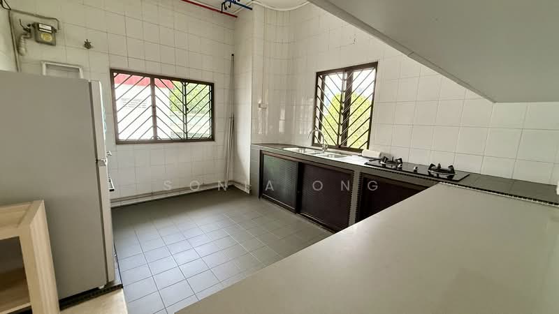 56 Eng Hoon Street, 56 Eng Hoon Street, 2 Bedrooms, 829 sqft, Walk-up Apartment For Rent, by Sonia Ong, 500218771 - Kitchen - PropertyGuru.com.sg
