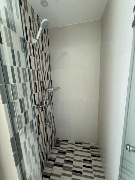 Southbank, 883 North Bridge Road, 527 sqft, Office For Rent, by Jess Tan, 500218772 - Bathroom - CommercialGuru.com.sg