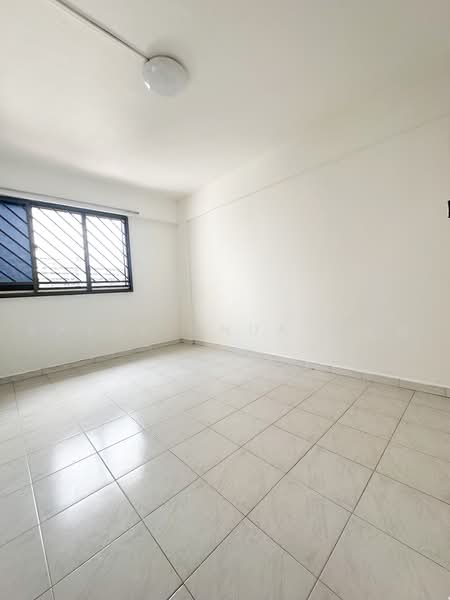 601 Hougang Avenue 4, 601 Hougang Avenue 4, 3 Bedrooms, 904 sqft, HDB Flat For Sale, by Rayne Chua 蔡美慧, 500218773 - Bedroom - PropertyGuru.com.sg