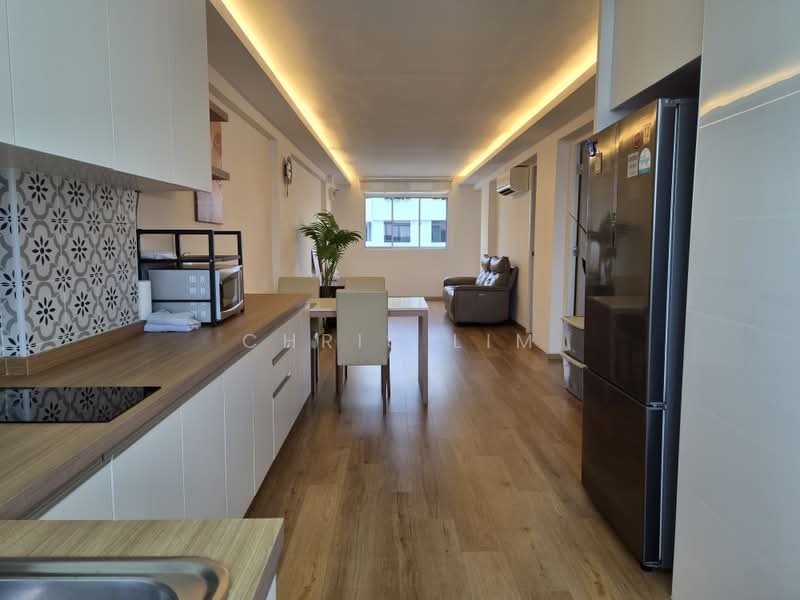412 Tampines Street 41, 412 Tampines Street 41, 2 Bedrooms, 743 sqft, HDB Flat For Sale, by Chris Lim, 500218781 - Kitchen - PropertyGuru.com.sg