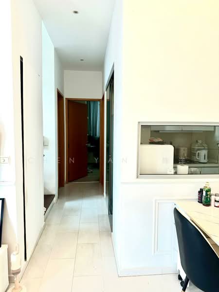 Duplex Penthouse Within 1KM of Raffles Girls Primary & Nanyang Primary School!, , 3 Bedrooms, 1,367 sqft, Condominium For Sale, by Chen Yang 陈洋, 500218783 - Corridor - PropertyGuru.com.sg