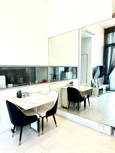 Duplex Penthouse Within 1KM of Raffles Girls Primary & Nanyang Primary School!, , 3 Bedrooms, 1,367 sqft, Condominium For Sale, by Chen Yang 陈洋, 500218783 - Kitchen - PropertyGuru.com.sg