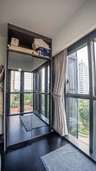 120 Grange, 120 Grange Road, 2 Bedrooms, 570 sqft, Condominium For Sale, by Douglas Chew, 500218785 - View - PropertyGuru.com.sg