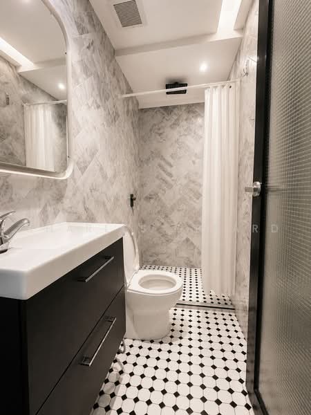 65 Tiong Poh Road, 65 Tiong Poh Road, 2 Bedrooms, 527 sqft, HDB Flat For Sale, by Charles Gerard, 500218786 - Bathroom - PropertyGuru.com.sg