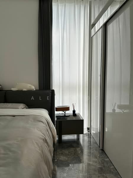 Midtown Bay, 120 Beach Road, 2 Bedrooms, 753 sqft, Condominium For Sale, by Alex Khoo, 500218796 - Bedroom - PropertyGuru.com.sg