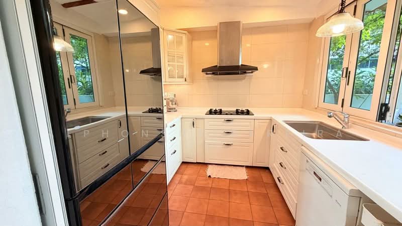 Pasir Ris Beach Park, Pasir Ris Heights, 5 Bedrooms, 2,537 sqft, Terraced House For Rent, by Alphonsus Pereira, 500218799 - Kitchen - PropertyGuru.com.sg