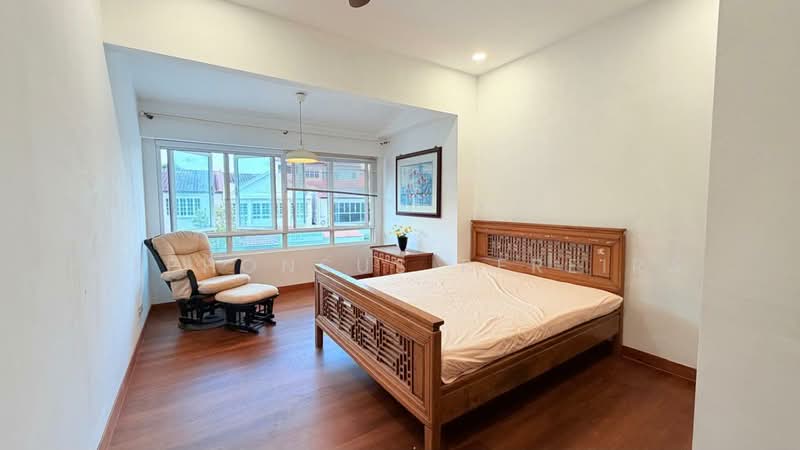 Pasir Ris Beach Park, Pasir Ris Heights, 5 Bedrooms, 2,537 sqft, Terraced House For Rent, by Alphonsus Pereira, 500218799 - Bedroom - PropertyGuru.com.sg