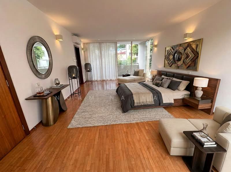 Modern Bungalow, Newly Refreshed | Bukit Timah, , 6 Bedrooms, 4,320 sqft, Bungalow House For Rent, by Noam Nathan, 500218801 - Bedroom - PropertyGuru.com.sg