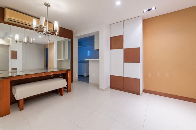 984D Buangkok Link, 984D Buangkok Link, 3 Bedrooms, 1,184 sqft, HDB Flat For Sale, by JOHN YEO, 500218808 - Dining Room - PropertyGuru.com.sg