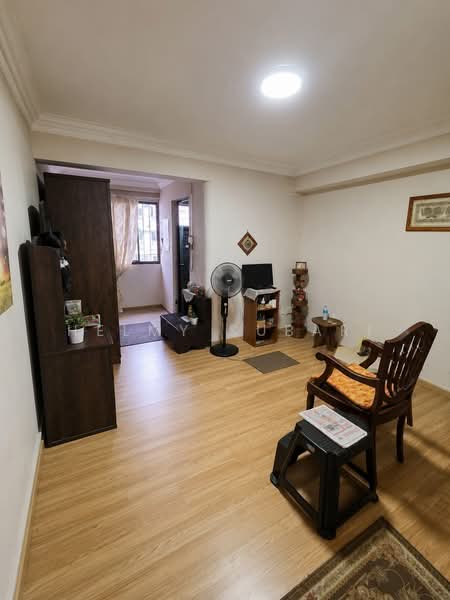 468 Pasir Ris Drive 6, 468 Pasir Ris Drive 6, 3 Bedrooms, 1,141 sqft, HDB Flat For Sale, by Helmy Subari, 500218810 - Master Bedroom - PropertyGuru.com.sg