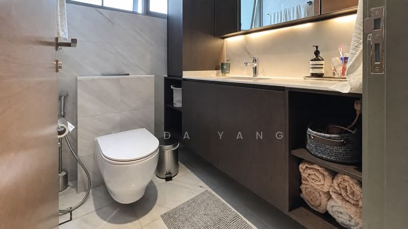 Cyan, 8 Keng Chin Road, 2 Bedrooms, 1,098 sqft, Condominium For Sale, by Linda Yang, 500218811 - Bathroom - PropertyGuru.com.sg