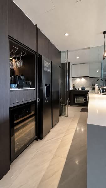 Cyan, 8 Keng Chin Road, 2 Bedrooms, 1,098 sqft, Condominium For Sale, by Linda Yang, 500218811 - Kitchen - PropertyGuru.com.sg