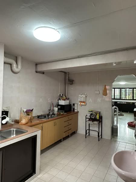 2 Jalan Bukit Merah, 2 Jalan Bukit Merah, 2 Bedrooms, 786 sqft, HDB Flat For Sale, by Jason Tan, 500218812 - Kitchen - PropertyGuru.com.sg