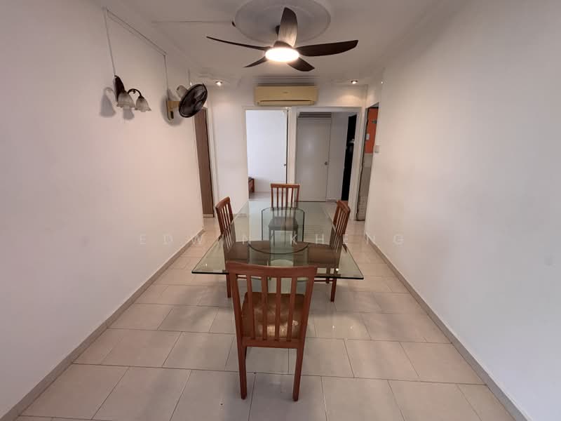 288 Choa Chu Kang Avenue 3, 288 Choa Chu Kang Avenue 3, 3 Bedrooms, 1,227 sqft, HDB Flat For Rent, by Edwin Kheng, 500218816 - Dining area - PropertyGuru.com.sg