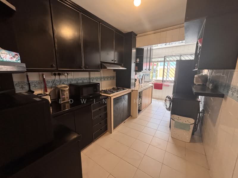 288 Choa Chu Kang Avenue 3, 288 Choa Chu Kang Avenue 3, 3 Bedrooms, 1,227 sqft, HDB Flat For Rent, by Edwin Kheng, 500218816 - Kitchen - PropertyGuru.com.sg