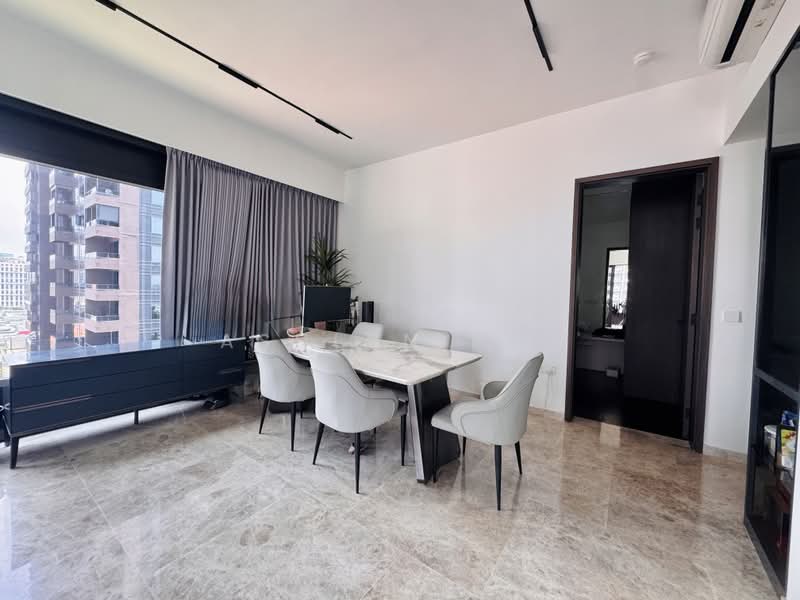 Midtown Modern, 16 Tan Quee Lan Street, 4 Bedrooms, 1,808 sqft, Condominium For Sale, by Ashlyn Peh, 500218825 - Spacious Dining Room - PropertyGuru.com.sg
