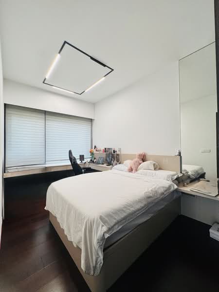 Midtown Modern, 16 Tan Quee Lan Street, 4 Bedrooms, 1,808 sqft, Condominium For Sale, by Ashlyn Peh, 500218825 - Junior Master Bedroom - PropertyGuru.com.sg