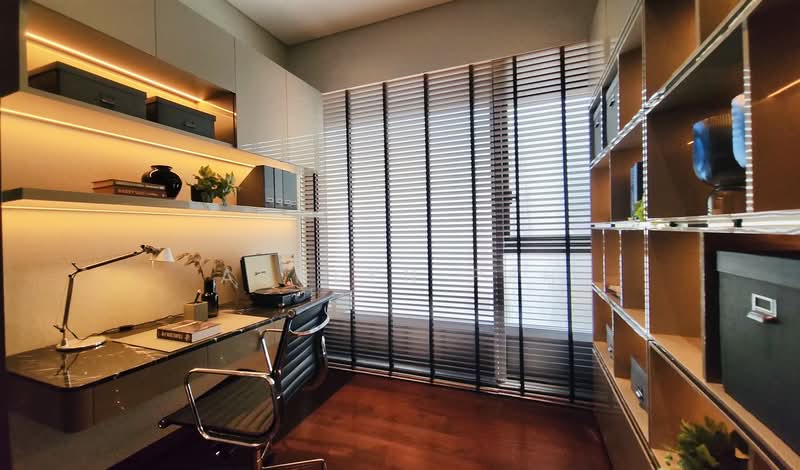 Midtown Modern, 16 Tan Quee Lan Street, 4 Bedrooms, 1,808 sqft, Condominium For Sale, by Ashlyn Peh, 500218825 - Common Bedroom-Study (Showunit) - PropertyGuru.com.sg