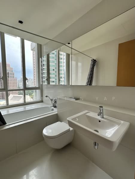 The Cosmopolitan, 200 Kim Seng Road, 2 Bedrooms, 1,141 sqft, Condominium For Rent, by Sebastian Yap, 500218826 - Bathroom - PropertyGuru.com.sg