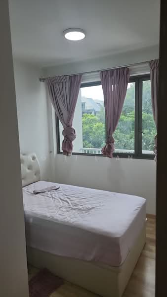 Ripple Bay, , 2 Bedrooms, 764 sqft, Condominium For Rent, by Ng Li Lian, 500218838 - Bedroom - PropertyGuru.com.sg