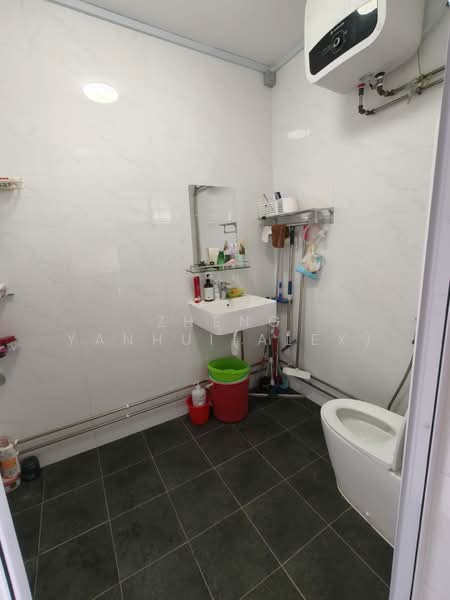 826 Woodlands Street 81, 826 Woodlands Street 81, Admiralty / Woodlands, 4 Bedrooms, 1,410 sqft, HDB Flat For Sale, by Zheng Yanhui(Alex), 500218854 - Bathroom - PropertyGuru.com.sg