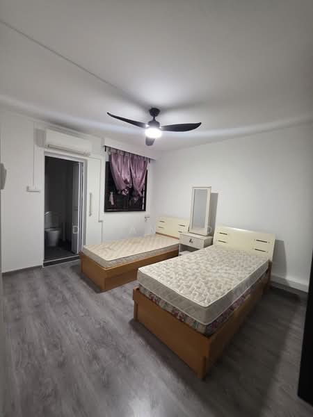 833 Yishun Street 81, 833 Yishun Street 81, 3 Bedrooms, 1,152 sqft, HDB Flat For Rent, by Dylan Poh, 500218862 - Bedroom - PropertyGuru.com.sg