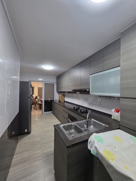 833 Yishun Street 81, 833 Yishun Street 81, 3 Bedrooms, 1,152 sqft, HDB Flat For Rent, by Dylan Poh, 500218862 - Kitchen - PropertyGuru.com.sg