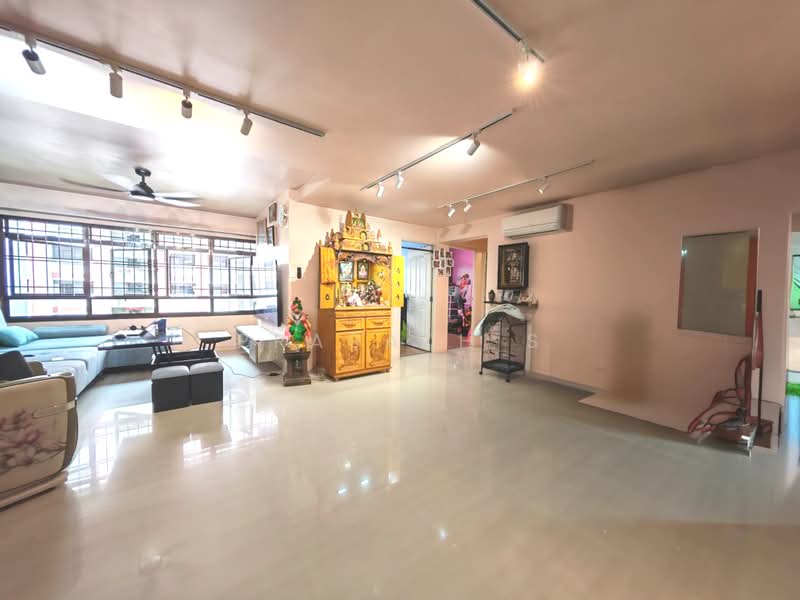 980D Buangkok Crescent, 980D Buangkok Crescent, 3 Bedrooms, 1,184 sqft, HDB Flat For Sale, by Prasath S, 500218863 - Living Room - PropertyGuru.com.sg