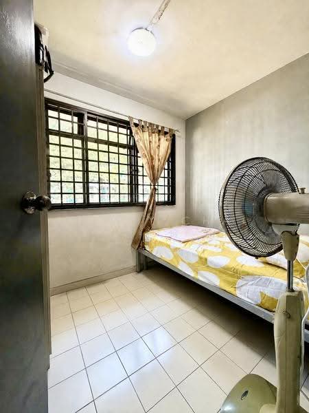 20 Chai Chee Road, 20 Chai Chee Road, Bedok / Upper East Coast, 2 Bedrooms, 700 sqft, HDB Flat For Sale, by Ashley Chai 蔡忝玲, 500218864 - Bedroom - PropertyGuru.com.sg