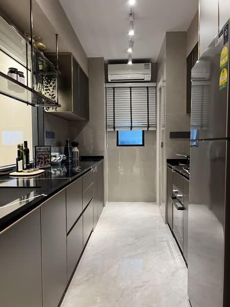 Chuan Park, 240 Lorong Chuan, 3 Bedrooms, 1,206 sqft, Condominium For Sale, by Jasmine Ye, 500218868 - Kitchen - PropertyGuru.com.sg