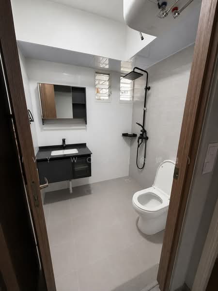 622B Tampines Avenue 12, 622B Tampines Avenue 12, 3 Bedrooms, 1,001 sqft, HDB Flat For Sale, by Ivy Woo (余娉娉), 500218869 - Bathroom - PropertyGuru.com.sg