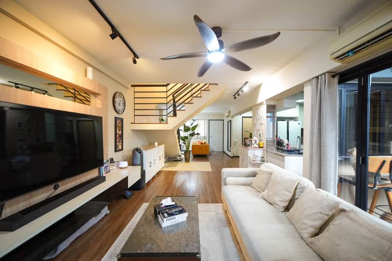 108 Teck Whye Lane, 108 Teck Whye Lane, 4 Bedrooms, 1,571 sqft, HDB Flat For Sale, by Glenn Choo, 500218871 - Living Room - PropertyGuru.com.sg