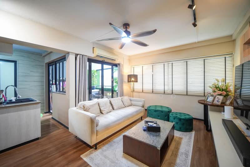 108 Teck Whye Lane, 108 Teck Whye Lane, 4 Bedrooms, 1,571 sqft, HDB Flat For Sale, by Glenn Choo, 500218871 - Living Room - PropertyGuru.com.sg