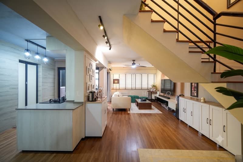 108 Teck Whye Lane, 108 Teck Whye Lane, 4 Bedrooms, 1,571 sqft, HDB Flat For Sale, by Glenn Choo, 500218871 - Living Room - PropertyGuru.com.sg