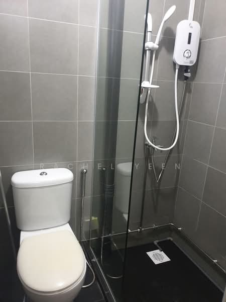 316 Clementi Avenue 4, 316 Clementi Avenue 4, Buona Vista / West Coast / Clementi New Town, 3 Bedrooms, 979 sqft, HDB Flat For Sale, by Rachel Yeen, 500218872 - Bathroom - PropertyGuru.com.sg