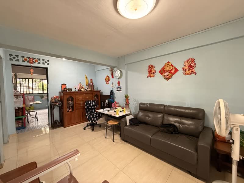 6 Hougang Avenue 3, 6 Hougang Avenue 3, 2 Bedrooms, 635 sqft, HDB Flat For Sale, by Joseph Tan Y H, 500218875 - Living Room - PropertyGuru.com.sg