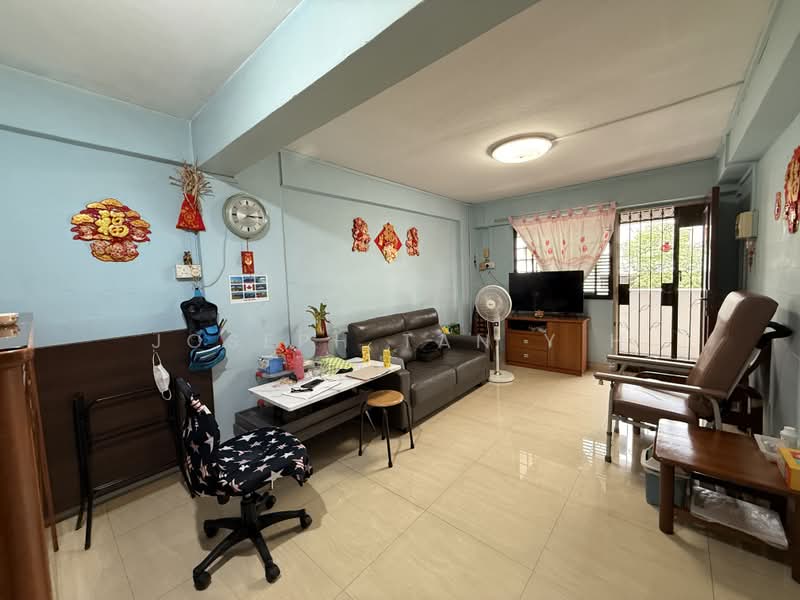 6 Hougang Avenue 3, 6 Hougang Avenue 3, 2 Bedrooms, 635 sqft, HDB Flat For Sale, by Joseph Tan Y H, 500218875 - Living Room - PropertyGuru.com.sg