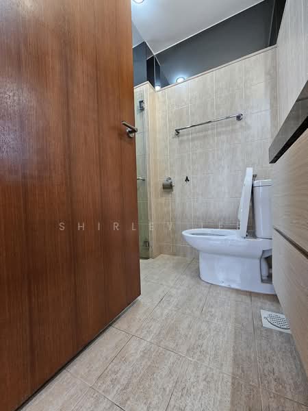 Tanglin View, 150 Prince Charles Crescent, 2 Bedrooms, 872 sqft, Condominium For Sale, by Shirley Lee, 500218878 - Bathroom - PropertyGuru.com.sg