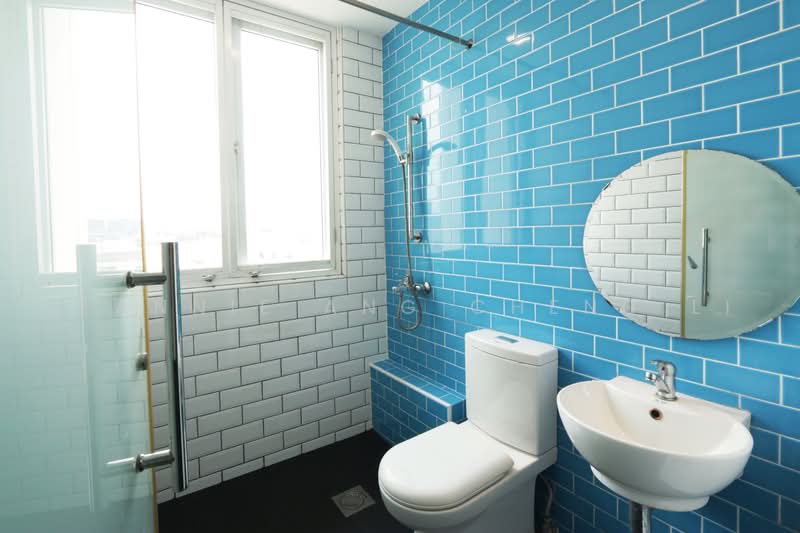 Tembeling Mansions, 230 Tembeling Road, 3 Bedrooms, 1,087 sqft, Apartment For Sale, by Jeannie Ang Cheng Li, 500218882 - Bathroom - PropertyGuru.com.sg