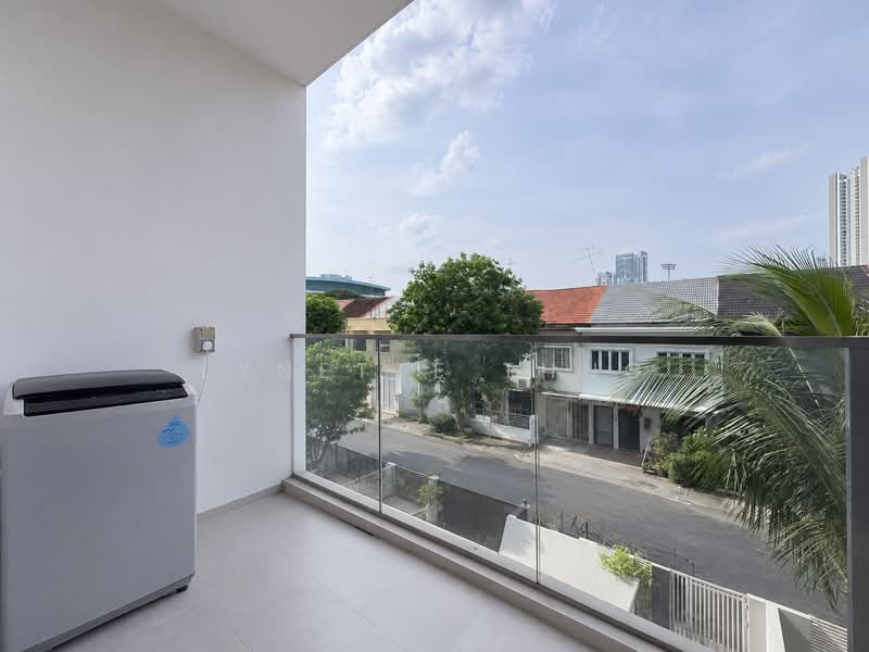 Jool Suites, 2 Sing Joo Walk, Farrer Park / Serangoon Rd, 1 Bedroom, 409 sqft, Apartment For Sale, by Lynette Thng, 500218883 - Balcony - PropertyGuru.com.sg