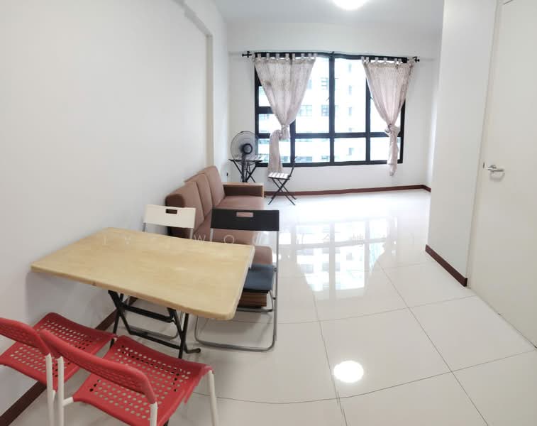 462B Blossom Spring @ Yishun, 462B Yishun Avenue 6, 1 Bedroom, 505 sqft, HDB Flat For Rent, by Ivy Woo (余娉娉), 500218886 - Living Room - PropertyGuru.com.sg