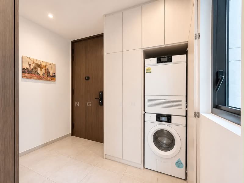 Leedon Green, 32 Leedon Heights, 4 Bedrooms, 1,496 sqft, Condominium For Sale, by Wong Yan Ling, 500218888 - Entrance - PropertyGuru.com.sg