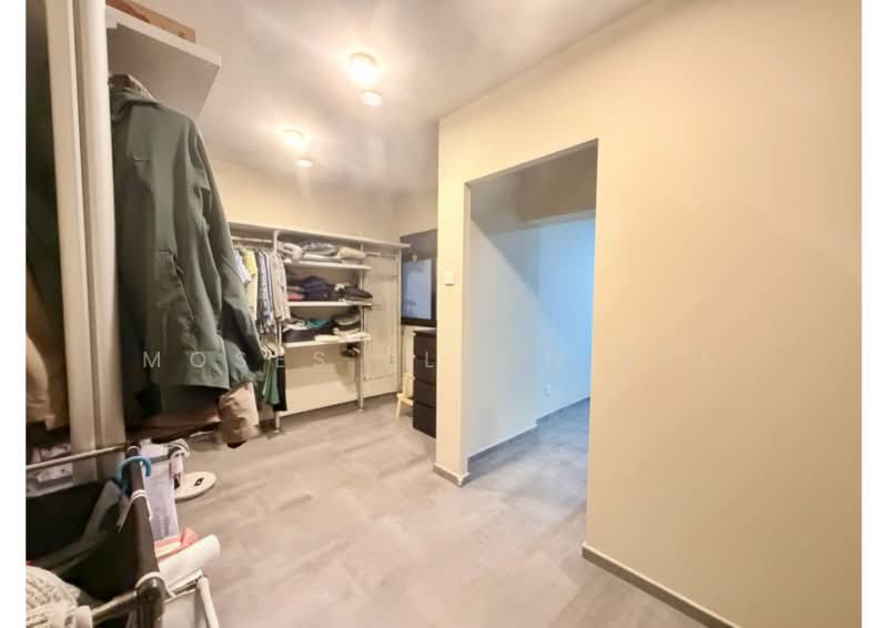 630 Jurong West Street 65, 630 Jurong West Street 65, Boon Lay / Jurong / Tuas, 4 Bedrooms, 1,399 sqft, HDB Flat For Sale, by Moses Elson Yeo, 500218895 - Walk-In Wardrobe - PropertyGuru.com.sg