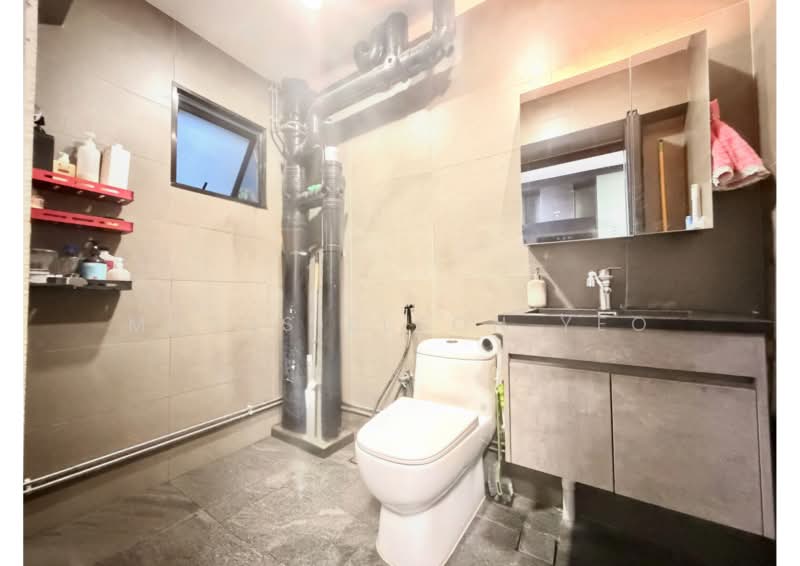 630 Jurong West Street 65, 630 Jurong West Street 65, Boon Lay / Jurong / Tuas, 4 Bedrooms, 1,399 sqft, HDB Flat For Sale, by Moses Elson Yeo, 500218895 - Bathroom - PropertyGuru.com.sg