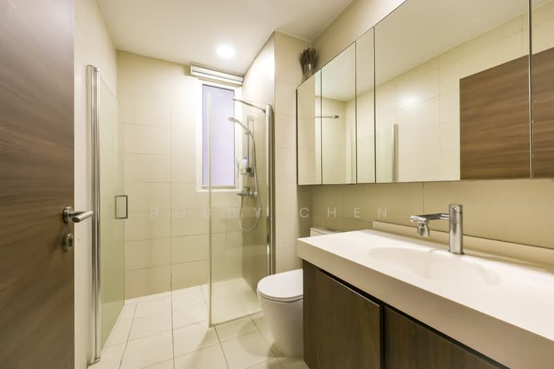 The Nautical, 97 Jalan Sendudok, 3 Bedrooms, 1,119 sqft, Condominium For Sale, by Bobby Chen, 500218901 - Bathroom - PropertyGuru.com.sg